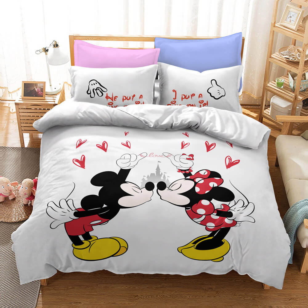 Mickey & online Minnie Halloween Plush Blanket - FULL/QUEEN